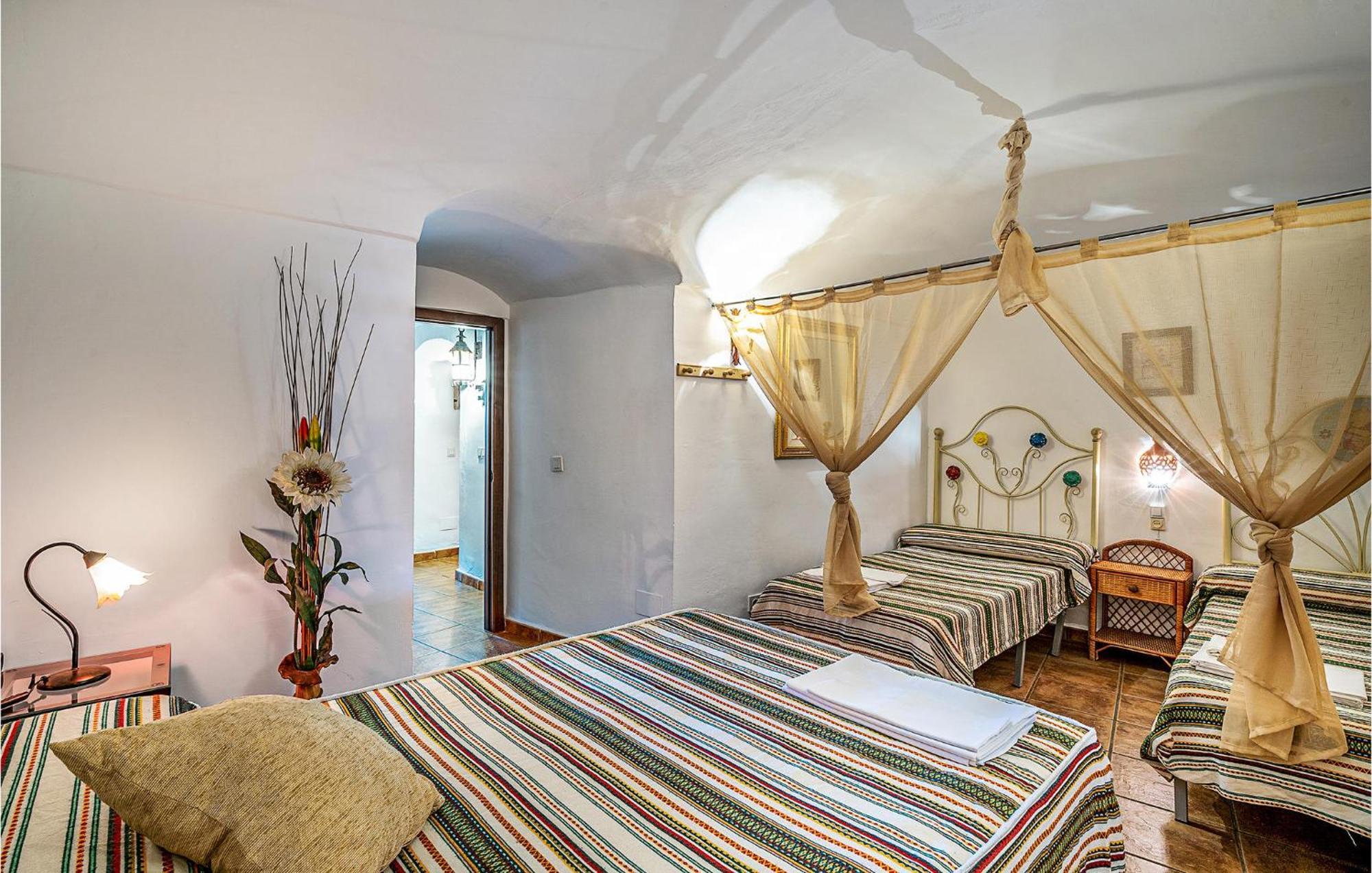 Beautiful Home In Cuevas Del Campo מראה חיצוני תמונה